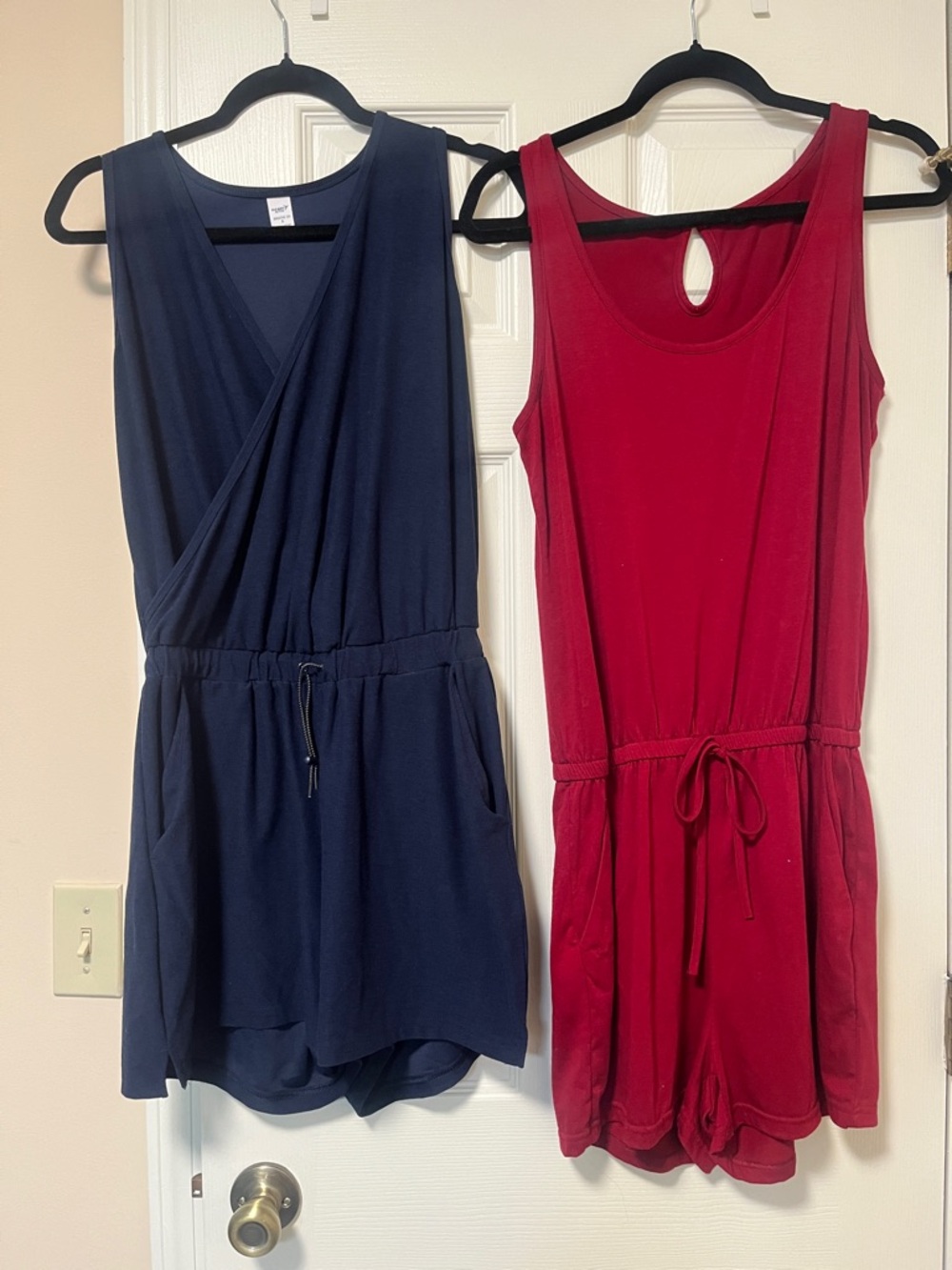 Old Navy Navy Active Tank Top - Breathe On